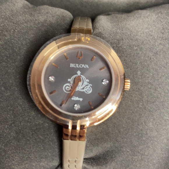 NIB Bulova x Disney Cinderella Coach Watch - Picture 2 of 7